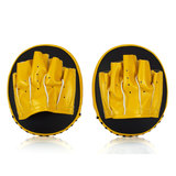 Fairtex FMV15 Muay Thai Focus Mitts Fairtex FMV15 Muay Thai Focus Mitts